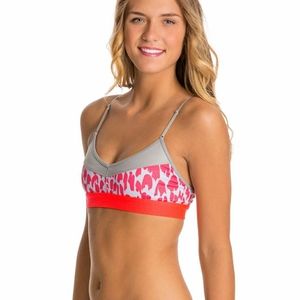 ALO yoga Tidal Flow Bra